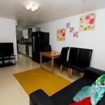 Comfortable Stay In Shirley, Solihull - Room 1