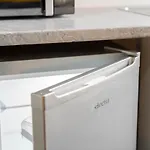Comfy, Modern Studio With Netflix