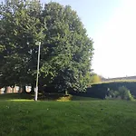 Homestay Near A Station And Park