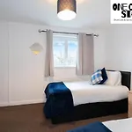 Perfect For Families And Contractors- Near Digbeth