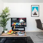 Birmingham City Centre - Luxury Apartment - Terrace - Next To Cube & Mailbox - Wifi - Smart Tv - Intercom