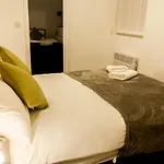 Three Bedroom Apartment By One Choice Stays Serviced Accommodation- Jewellery Quarter