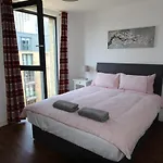 Comfortable One Bed Apartment Near Arcadian Birmingham Parking Wifi