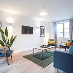 Four Bedroom Modern Home With Balcony & Free Parking
