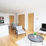 Lovely 2 Bed Apartment In Central Birmingham