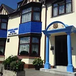 Woodlands Hotel