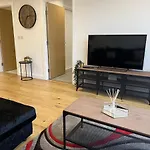 Newbuild Central Birmingham 1 Bed Apartment