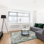 Newhall Apartments Skyline Views Birmingham City Centre