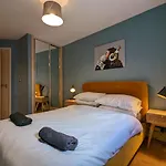 Sealand Apartment With Allocated Parking!