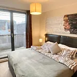 The Arcadian, Birmingham City Centre, By Lark Accommodation Cosy 1-Bedroom Flat