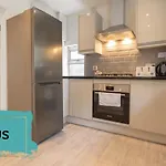 Haus - Luxury 4 Bedroom House - Parking - Fast Wifi - Smart Tvs - Garden - Top Rated