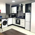 Kunda House Moseley Apartments