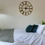 George St 2Bd Executive Eco Apartment By Silva