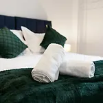 40 Percent Off Long Stays - City Centre - Close To Bullring - Suitable For Business, Families, Relocations And Leisure - Eastgate L Free Wifi I