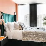 The Mercian 1 III - Luxury 2 Bed Apartment