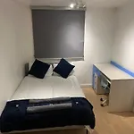 Indulge Hockley Hotel - With Free Front Parking - 10 Min Drive To Birmingham City Centre Bull Ring, Grand Central, Tesco Superstore, Primark & Commonwealth Games