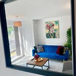Exoticstay Apartments - New Build - Ultra Luxe One Bedroom Apartment - Smart 4K Tv With Ultrafast Wifi & Netflix - City Centre
