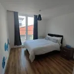 Melody-2Beds 1Bath, Chinatown With Free Parking