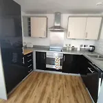 Melody-2Beds 1Bath, Chinatown With Free Parking