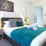 Tudors Esuites Corporate Birmingham Apartments