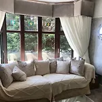 3 Bedroom Home With Stunning Views And Hot Tub