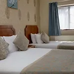 Bridge House Hotel