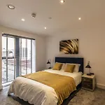 Premium Stunning Two Bedroom Apartment - Central Birmingham - Mailbox - Bullring