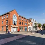 St Paul\'S Square Cozy Ciean Quiet Apartments Close To City Centre