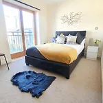 The Postbox Modern Spacious Penthouse Apartment - Heart Of Birmingham City Centre