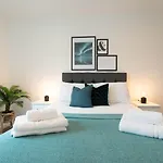 Stylish City 1 Bed Apt - Broad St