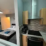 Cosy Studio Flat In Moseley, Birmingham