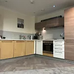 2 Bedroom Apartment City Centre Birmingham