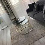 Luxury 9Ine Super Beautiful Jacuzzi Apartment With Balcony