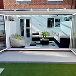 Shared House With Hot Tub