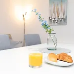 1 Bed Apartment With Parking - Nec, Star City & City Centre