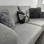 2 Bed Apartment In Bham City Centre W Parking