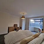 Nice Living Serviced Accommodations 6