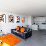 Unique One Bedroom Apartment In Birmingham City Centre