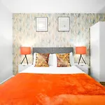 Beautiful Birmingham Central House- Garden, Free Parking, Contractors, Utilita Arena, City Hospital