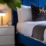 Pluxa Alpine Blue - Two Bedroom Luxury Apartment