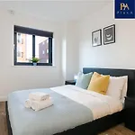 Peaceful Serviced Apartment - Pluxa The Zen