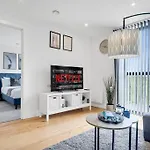 Pluxa Alpine Blue - Two Bedroom Luxury Apartment