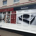 Platinum Apartment Birmingham- Free Secure Parking- Fast Fibre Wi-Fi