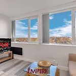 Modern 1 Bedroom Apartment 5Mins From The Nec!
