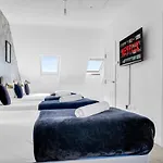 City Centre 3 Bedroom House - Family & Business - Demha Nights