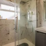 Shared House