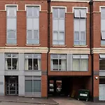 Joivy Modern Flats In Central Birmingham, Next To Business District