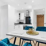 Exoticstay Apartments • New Build • Stylish 1-Bedroom Apartment In The City Centre • Wifi & Netflix • Self Check-In