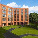 The Versace Suite With 4 Beds And Secure Free Parking