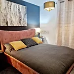 Top Rated Luxury Apartment In City Centre